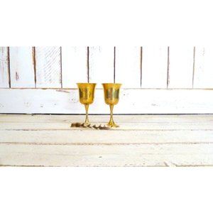 Vintage brass metal wine goblets/decorative distressed metal drinking stemware